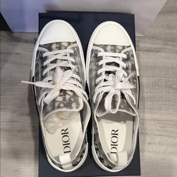 Dior Monogram Gray and White Low-Top Sneakers - Picture 4 of 4